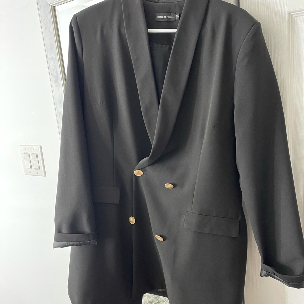Pretty Little Thing Blazer Dress